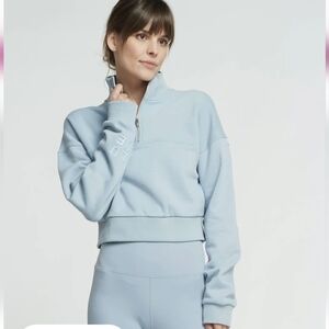 Lune Active  yuki cropped zip sweater size XS dusty blue